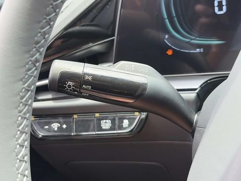 New 2026 Kia Niro EX FWD image 27