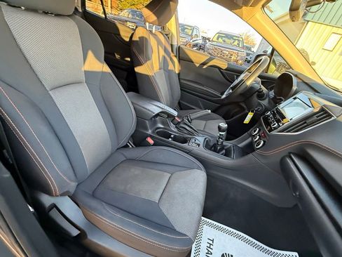 Used 2020 Subaru Crosstrek 2.0i Premium image 12