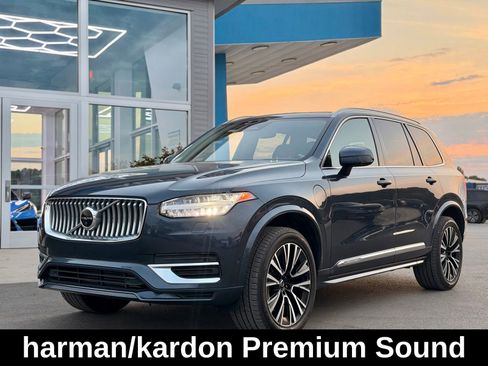 Used 2023 Volvo XC90 T8 Plus AWD/4WD image 5