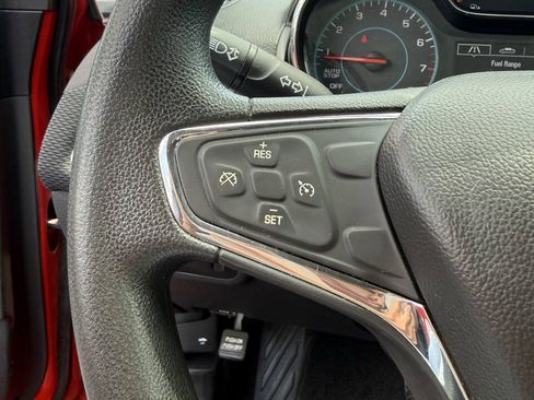 Used 2017 Chevrolet Cruze LT FWD image 15
