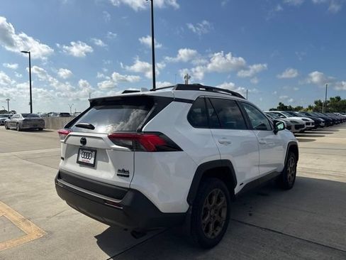Used 2023 Toyota RAV4 AWD Hybrid image 3