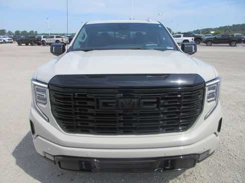 New 2026 GMC Sierra 1500 Denali AWD/4WD image 13