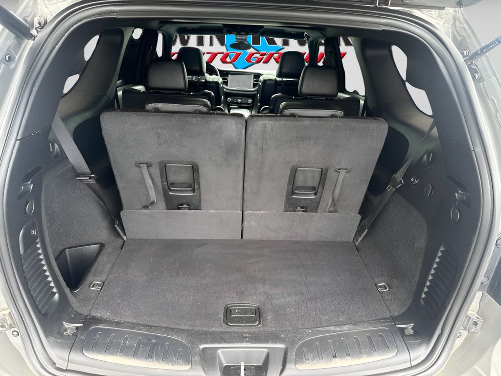 Used 2021 Dodge Durango R/T w/ Tow 'N Go Package AWD/4WD image 8