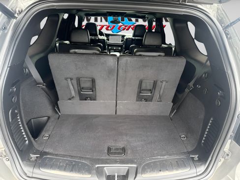 Used 2021 Dodge Durango R/T w/ Tow 'N Go Package AWD/4WD image 8