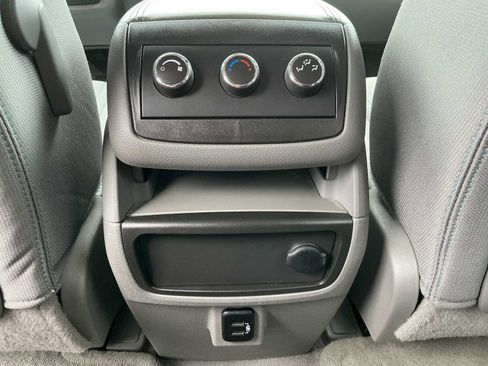 Used 2017 Chevrolet Traverse LS AWD/4WD image 16
