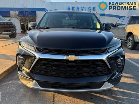 Used 2023 Chevrolet Blazer LT w/ Convenience Package AWD/4WD image 2