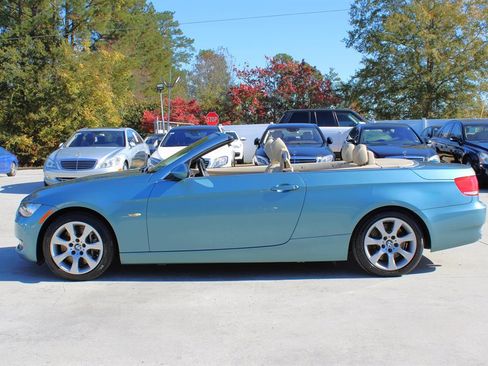 Used 2008 BMW 335i Convertible image 6