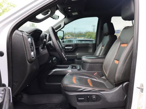 Used 2020 GMC Sierra 2500 AT4 w/ AT4 Premium Package image 19