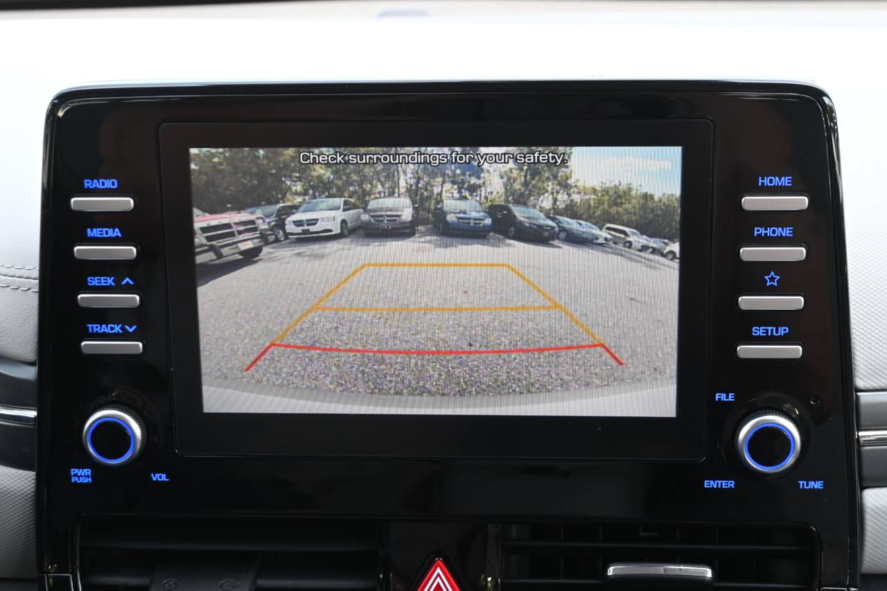 Used 2020 Hyundai Ioniq Blue FWD image 3