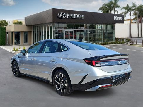 Used 2025 Hyundai Sonata SEL FWD image 5