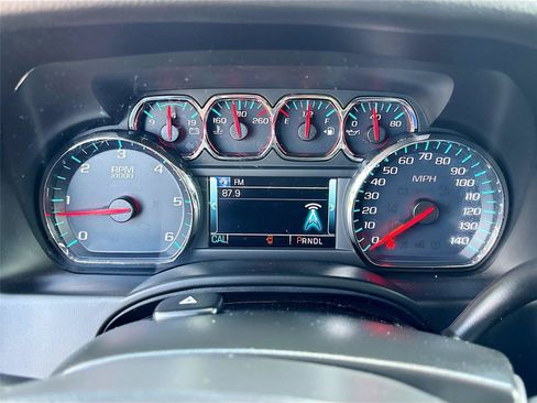 Used 2020 Chevrolet Tahoe LS w/ Enhanced Driver Alert Package RWD image 12