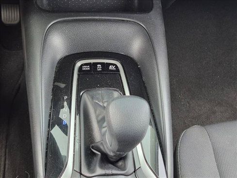 Used 2023 Toyota Corolla LE w/ Carpet Mat Package (TMS) FWD image 10