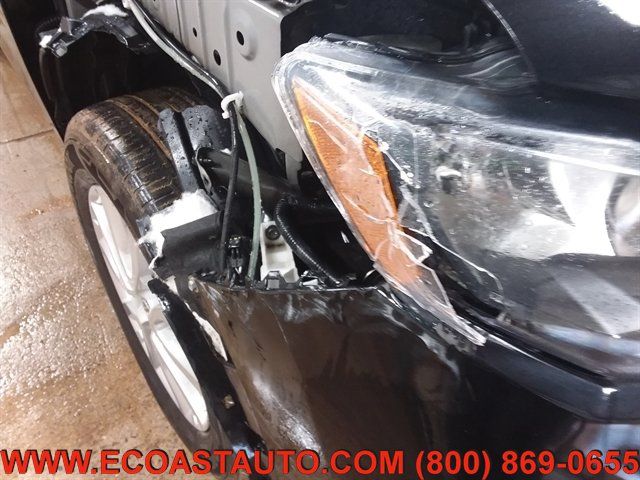 Used 2017 Nissan Rogue SV FWD image 16