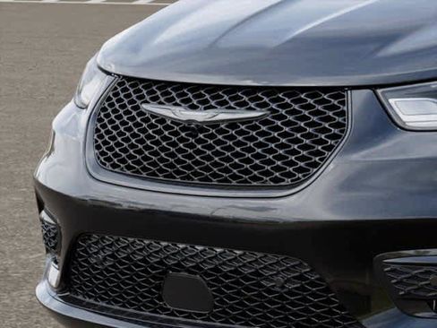 New 2026 Chrysler Pacifica Select image 31