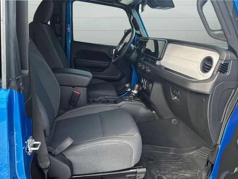 Used 2024 Jeep Wrangler Sport S image 22