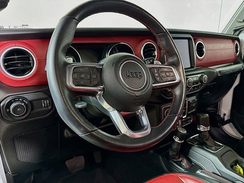 Used 2023 Jeep Wrangler Unlimited Rubicon 392 image 9