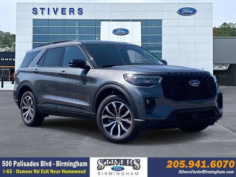 New 2026 Ford Explorer ST-Line RWD image 1