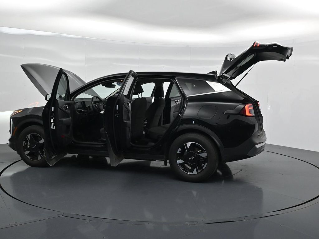 Used 2026 Kia Sportage LX FWD image 42