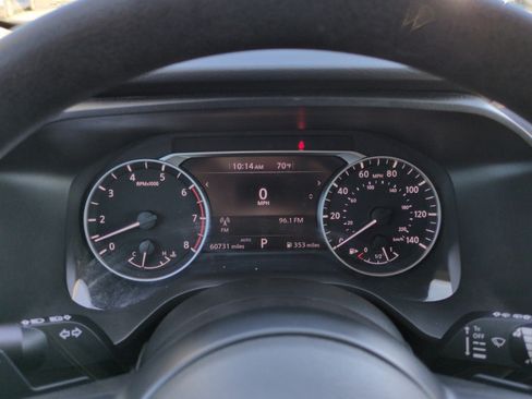 Used 2024 Nissan Rogue S AWD/4WD image 17