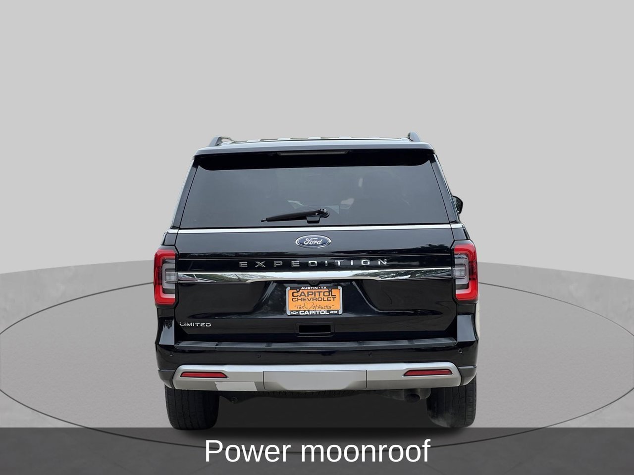 Used 2024 Ford Expedition Limited RWD image 4
