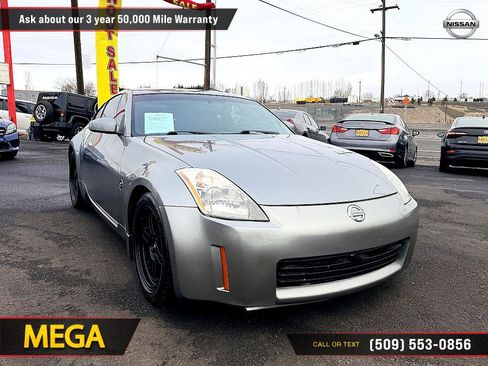 Used 2004 Nissan 350Z Touring w/ Aerodynamics Pkg image 5