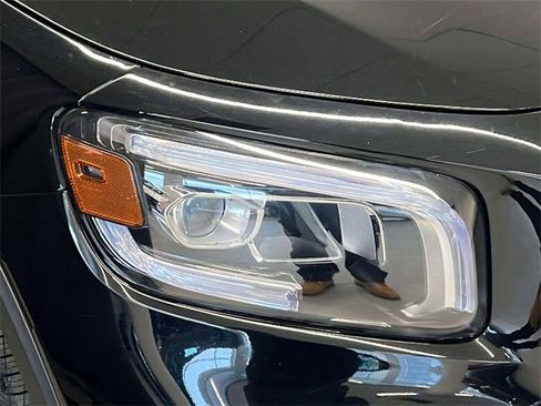 Certified 2021 Mercedes-Benz GLB 250 4MATIC image 9