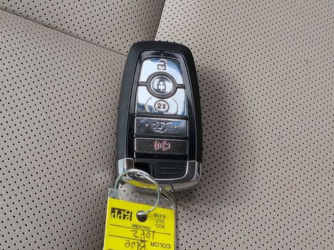 Certified 2023 Lincoln Corsair AWD w/ Equipment Group 101A image 29