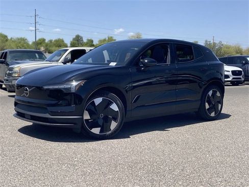 New 2025 Volvo EX30 Plus w/ Protection Package Premier image 2