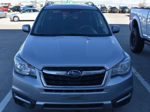 Used 2018 Subaru Forester 2.5i Premium w/ All-Weather Package image 2
