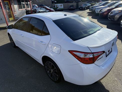 Used 2015 Toyota Corolla LE Premium image 12