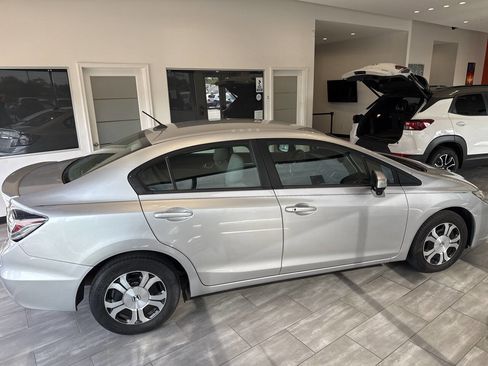 Used 2015 Honda Civic Hybrid Sedan image 10