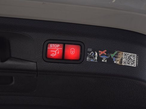 Used 2026 Mercedes-Benz GLE 450 4MATIC image 33