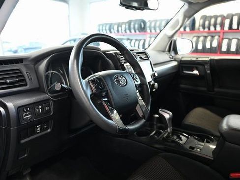 Used 2024 Toyota 4Runner TRD Off-Road image 21