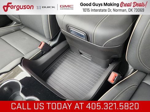New 2026 GMC Yukon Elevation w/ Elevation Premium Package AWD/4WD image 37
