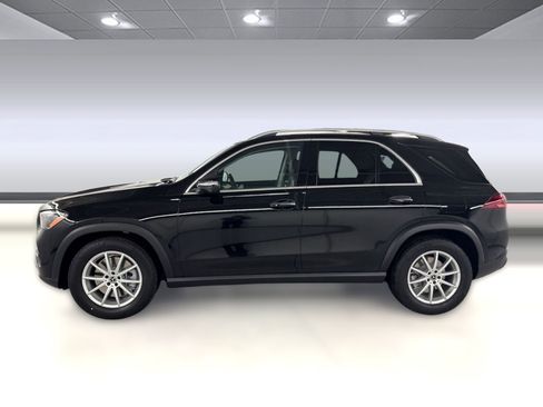 New 2026 Mercedes-Benz GLE 450e 4MATIC image 2