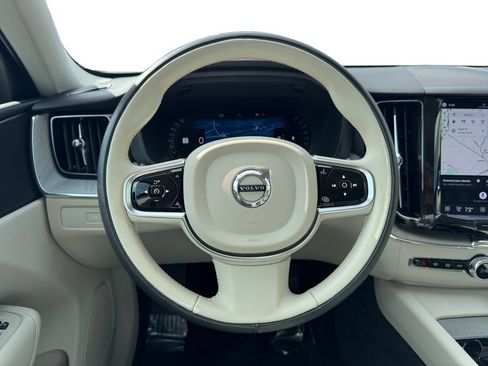 Certified 2024 Volvo XC60 B5 Plus w/ Climate Package AWD/4WD image 16