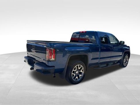 Used 2017 GMC Sierra 1500 SLT AWD/4WD image 3