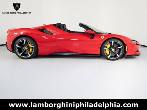 Used 2024 Ferrari SF90 Spider AWD/4WD image 5
