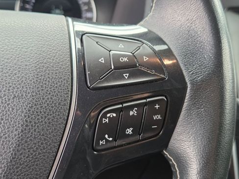 Used 2019 Ford Explorer Platinum image 23