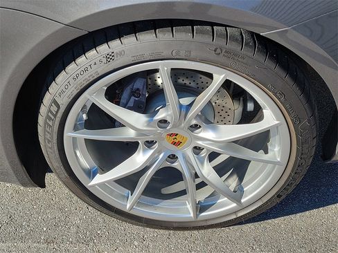 Certified 2018 Porsche 718 Cayman image 11