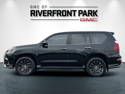 Used 2021 Lexus GX 460 Premium w/ Accessory Package AWD/4WD image 6