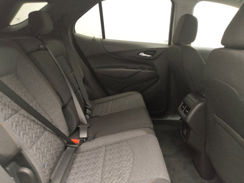 Used 2024 Chevrolet Equinox LT image 19