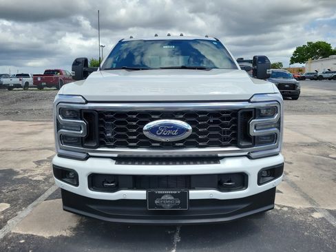 New 2026 Ford F350 Platinum AWD/4WD image 3