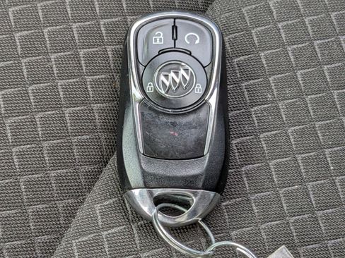 Used 2021 Buick Encore Preferred w/ Safety Package II image 30