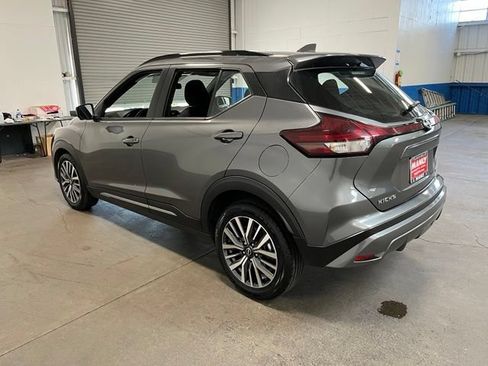 Used 2024 Nissan Kicks SR FWD image 5