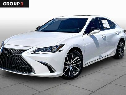 Used 2025 Lexus ES 350 w/ Premium Package