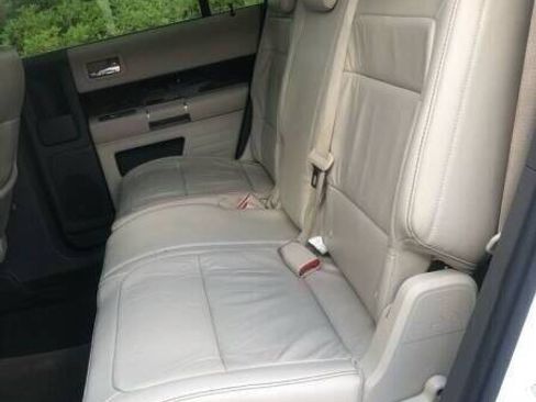 Used 2010 Ford Flex SEL AWD/4WD image 11