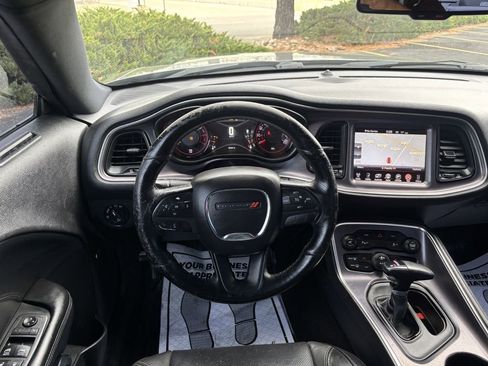 Used 2016 Dodge Challenger R/T Plus image 19