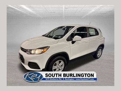 Used 2018 Chevrolet Trax LS AWD/4WD image 1