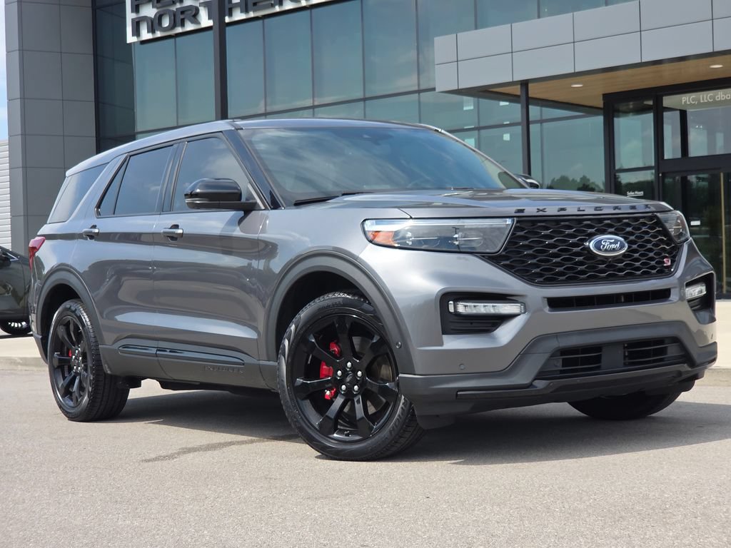 Used 2021 Ford Explorer ST w/ Equipment Group 401A AWD/4WD image 2